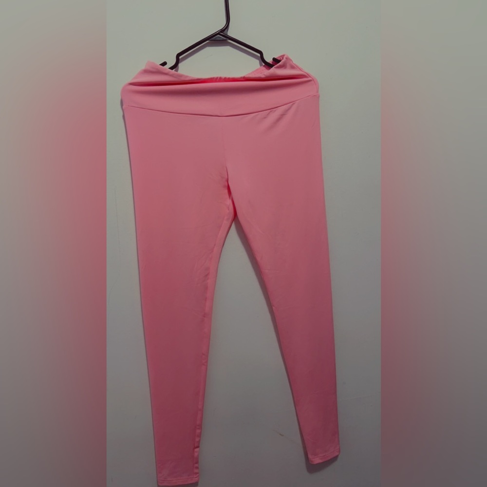 Leggings gym wear, color baby pink, brand - urbanic, size US 10, M indian size